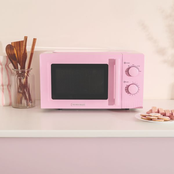Hamilton Beach Miami Kettle, Toaster and Miami Microwave Set - Pink